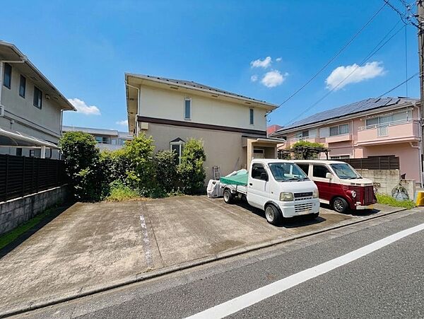 ◇現地外観の写真◇取りプランニングが楽しみになる、広さなので意匠性際立つ外観や、風通し陽が差し込む間取り設計を描くことができます。