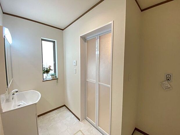 家事動線が考えられた洗面所！