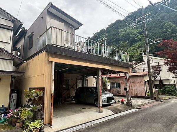 自然豊かな場所になります。