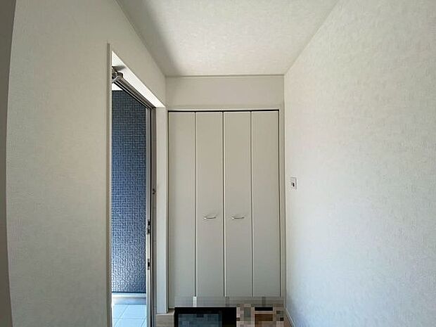 奥行きがある玄関になります！