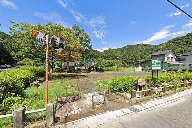 建穂みどり公園 460m