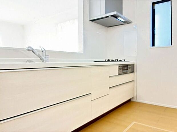 人気の対面キッチン