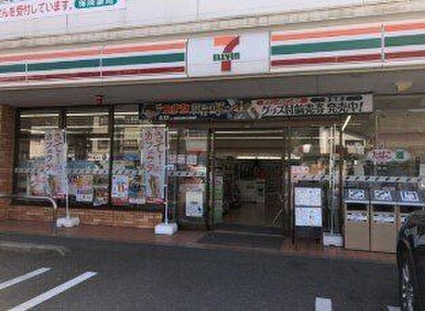 セブン-イレブン静岡羽鳥店 390m