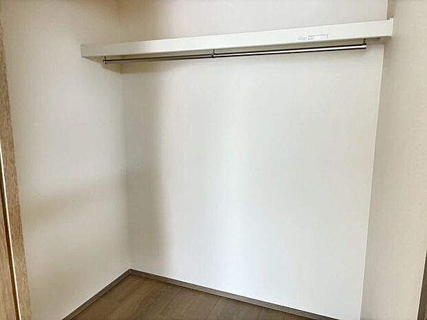 嬉しいサイズのウォークインクローゼット