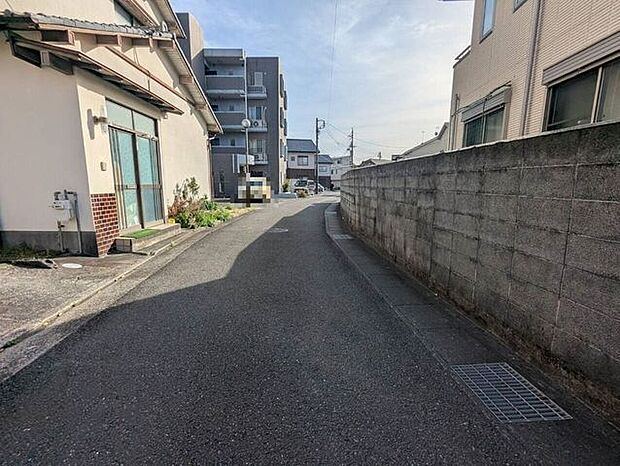 前面道路含む現地写真