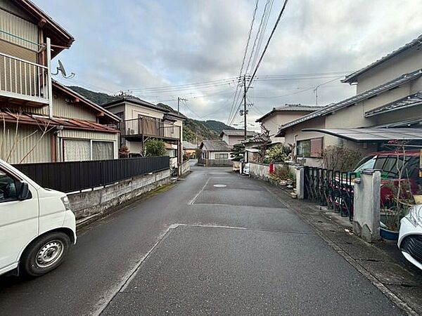 前面道路です。
