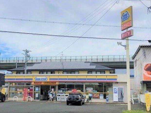 ミニストップ静岡瀬名川店 470m