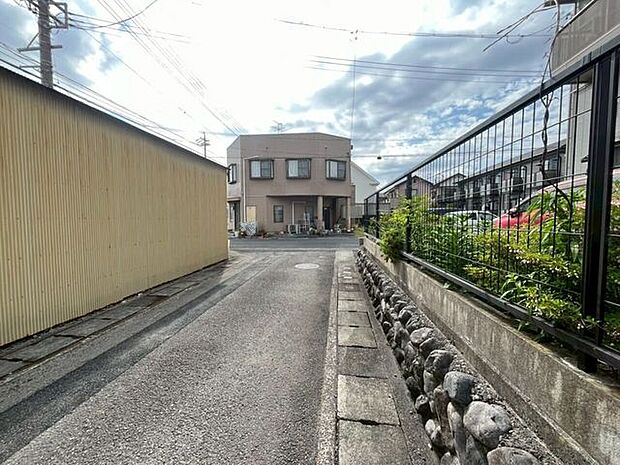前面道路です。