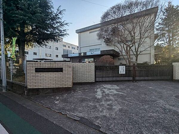 静岡市立安倍川中学校 240m