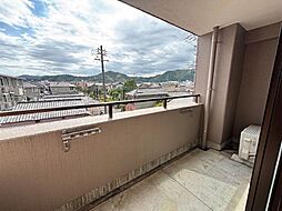 ◎各部屋に窓あり!日の光が差し込みます