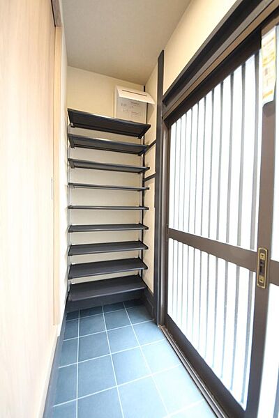 玄関を拡大表示