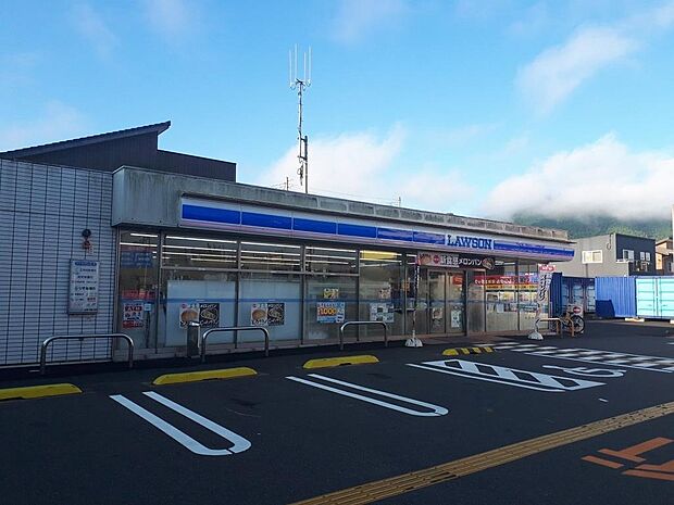 ローソン綾部高東分校前店