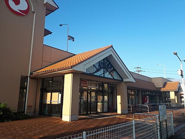 スーパーマツモト綾部店徒歩10分