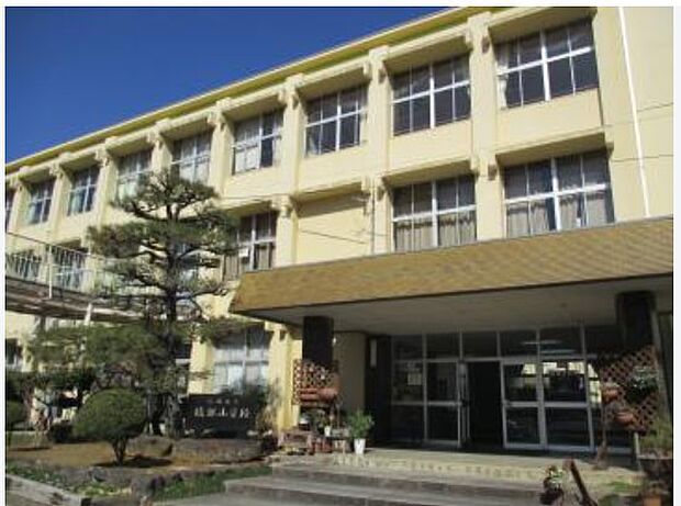 綾部小学校