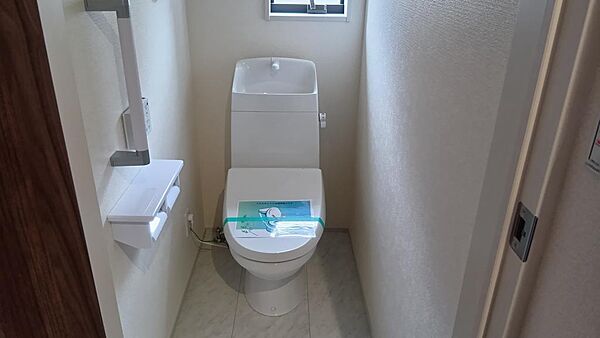 １階のトイレです