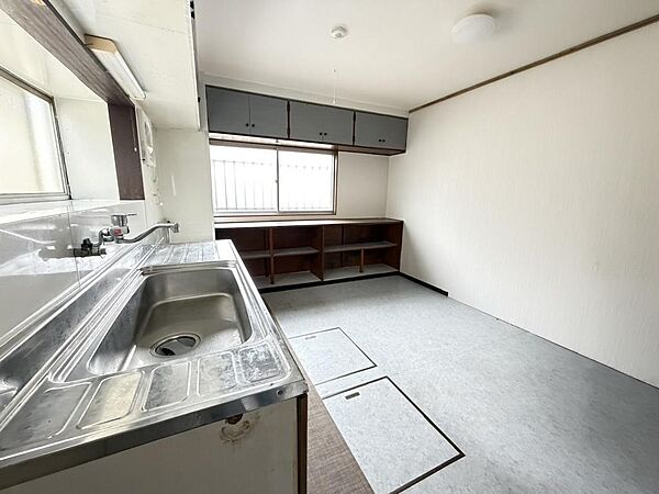 キッチンを拡大表示