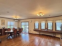 東区健軍5丁目 2LDKのリビング/ダイニング