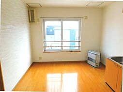 マンション・エムツー 202 3階1DKのリビング/ダイニング