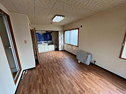 ＳＫコスモビル 201 2階ワンルームのリビング/ダイニング