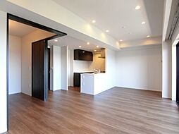 レーベン麓山の杜　ＴＨＥ　ＯＮＥ 1104 11階3LDKのリビング/ダイニング