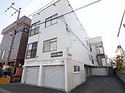 イレブン平和通 3階 築38年10ヶ月の賃貸物件