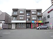 月寒中央駅より徒歩4分 3階 築24年の賃貸物件