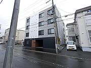 平岸駅より徒歩7分 2階 築6年9ヶ月の賃貸物件