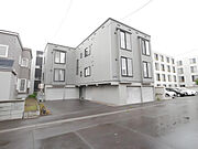 平岸駅より徒歩8分 2階 築26年の賃貸物件