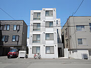 ラージヒル菊水 3階 築10年1ヶ月の賃貸物件