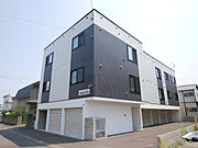 白石駅より徒歩35分 2階 築8年11ヶ月の賃貸物件