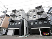 アレイ—１８ 1階 築31年7ヶ月の賃貸物件