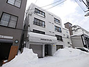 アパートメントアーバン 4階 築40年2ヶ月の賃貸物件