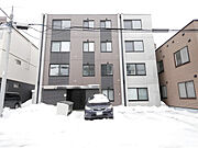 学園前駅より徒歩8分 1階 築1年9ヶ月の賃貸物件