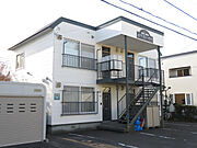 ホワイトハウス 2階 築40年7ヶ月の賃貸物件