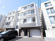 平岸駅より徒歩3分 4階 築18年の賃貸物件