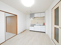 札幌市営東西線 菊水駅 徒歩4分の賃貸マンション 4階1DKのリビング/ダイニング