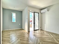 GRISJA（グリシア） 104 1階ワンルームのリビング/ダイニング