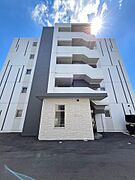 鍋島駅より徒歩45分 築1年10ヶ月 5階建の賃貸物件