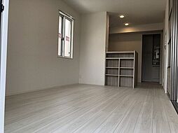 クレセント松原 1階1LDKのリビング/ダイニング