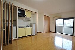 ファミール天神 2階ワンルームのリビング/ダイニング