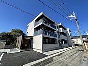 佐賀駅より徒歩25分 築3年11ヶ月 3階建の賃貸物件