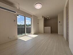 ロイヤルタウン大和 1階1LDKのリビング/ダイニング