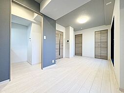 ファースト・ステージ稲荷町 9階ワンルームのリビング/ダイニング