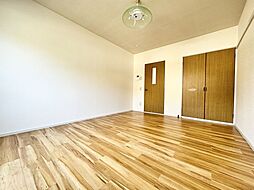 ドリームハウス伊東 2階1Kのリビング/ダイニング