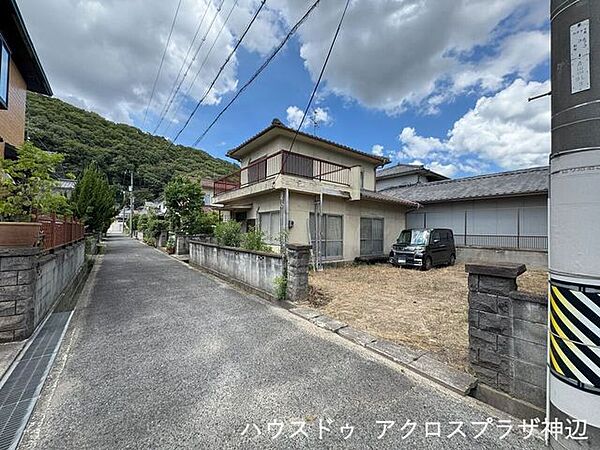 【現地外観写真】フレスポ神辺モールまで車で8分！