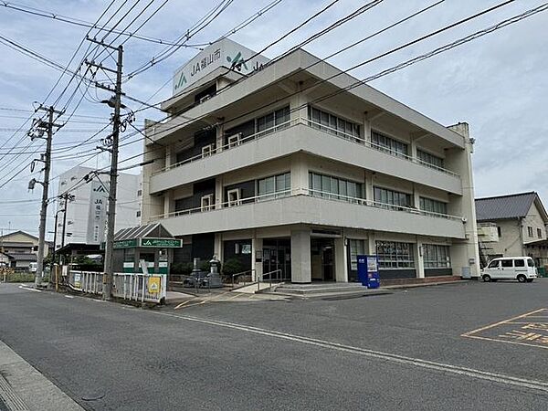 JA福山市　神辺出張所〇営業時間（窓口）平日 9:00～15:00 土日祝×（ATM）平日 8:00～21:00 土 8:45～20:00 日8:45～19:00 祝 8:45～19:00 1460m