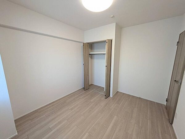 ◆お部屋がすっきり片付く便利なクローゼット