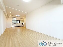 日興パレス西新井 2LDKのリビング/ダイニング