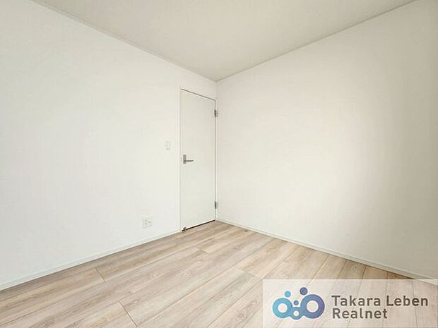 お子さまのお部屋や、集中して作業をする際のお部屋など、様々な用途での使用が期待できます。