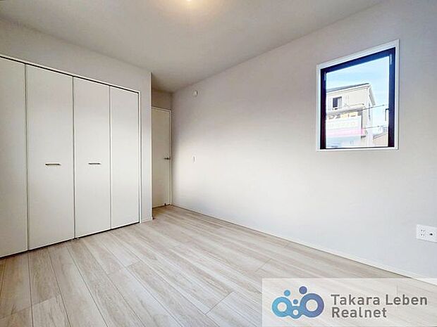 2階、洋室6帖。